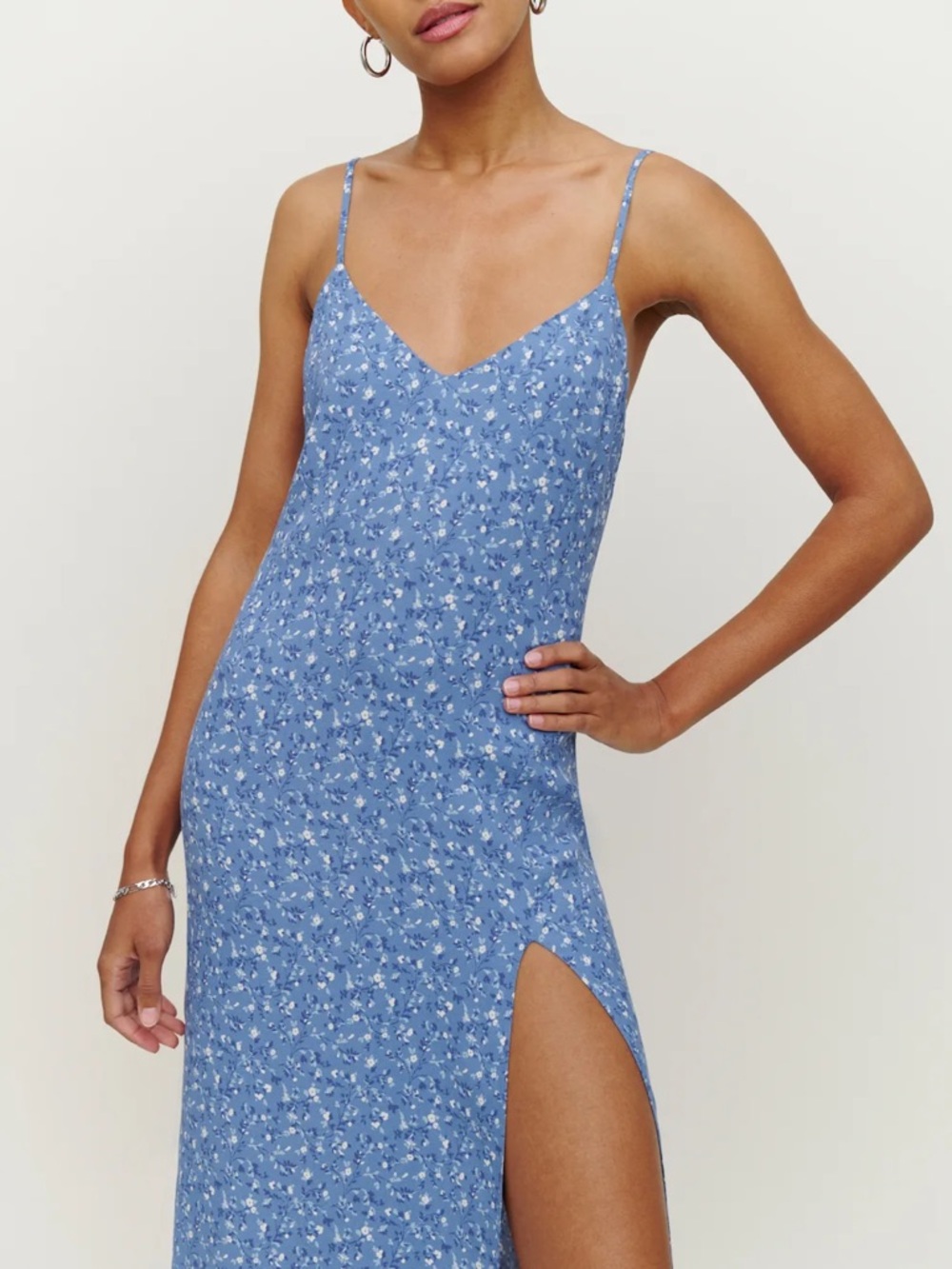 Reformation Floral Crimini Midi Slip Dress Size 8 Blue White - Picture 2 of 8